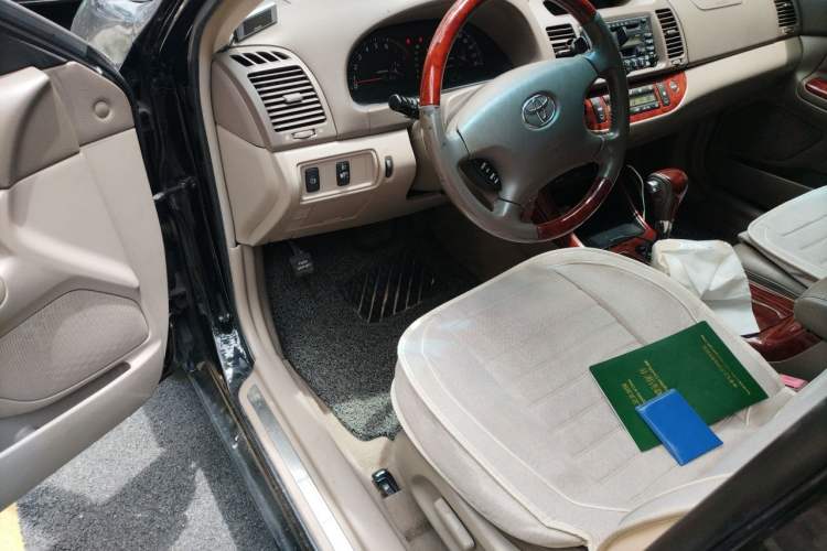Used Toyota Camry 2005 2.4 Luxury Edition Driver Seat