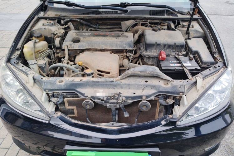 Used Toyota Camry 2005 2.4 Luxury Edition Engine Bay