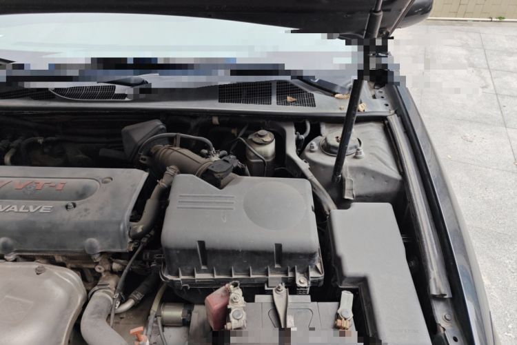 Used Toyota Camry 2005 2.4 Luxury Edition Engine Bay Left