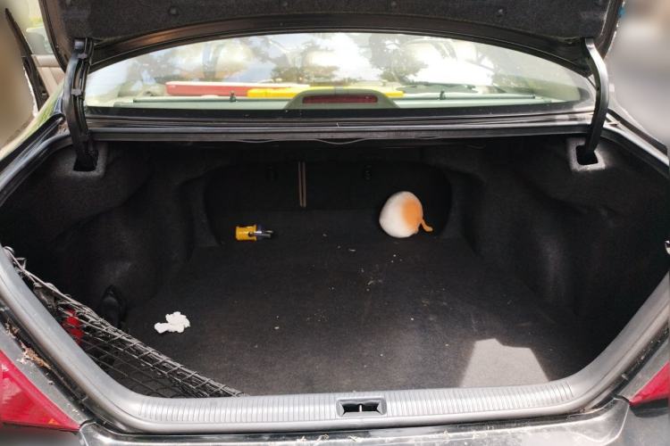Used Toyota Camry 2005 2.4 Luxury Edition Trunk
