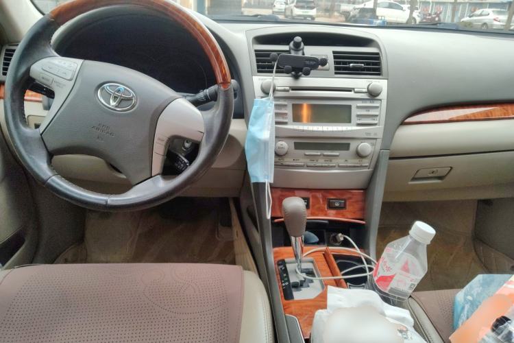 Used Toyota Camry 2006 240G Center Console