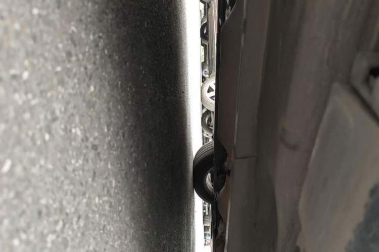Used Toyota Camry 2006 200G Chassis Front Right