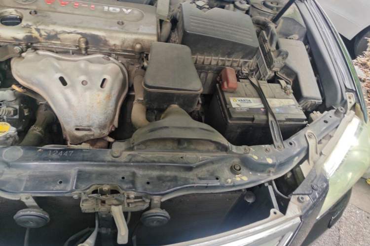 Used Toyota Camry 2006 240G Navigation Edition Engine Bay Left