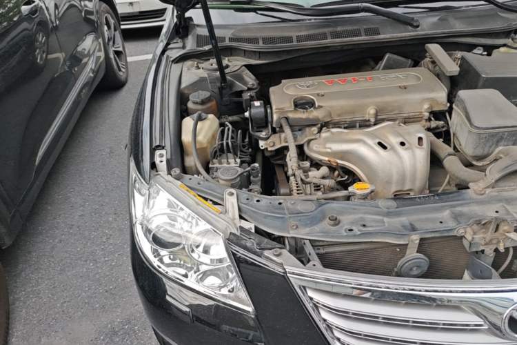 Used Toyota Camry 2006 200G Engine Bay Right