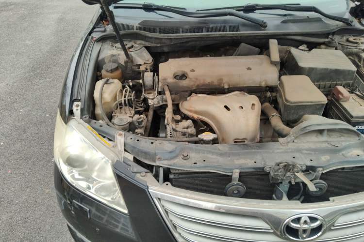 Used Toyota Camry 2006 240G Engine Bay Right