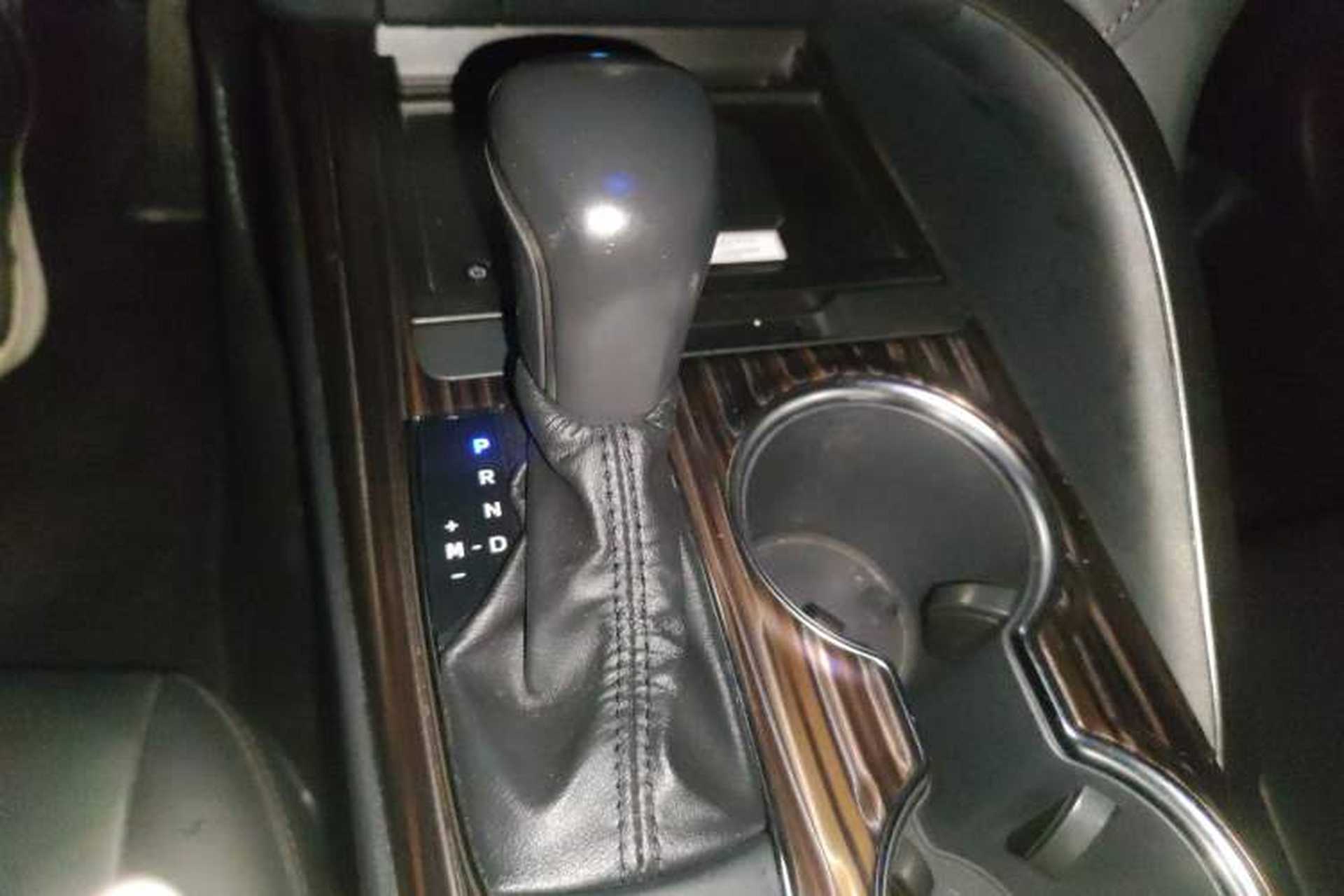 Used Toyota Camry 2006 240G Gear Lever