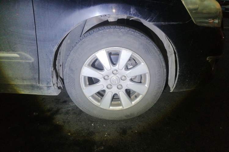 Used Toyota Camry 2006 240G Right Front Wheel Hub