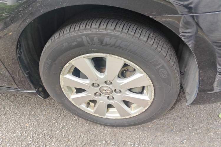 Used Toyota Camry 2006 240G Navigation Edition Right Front Wheel Hub