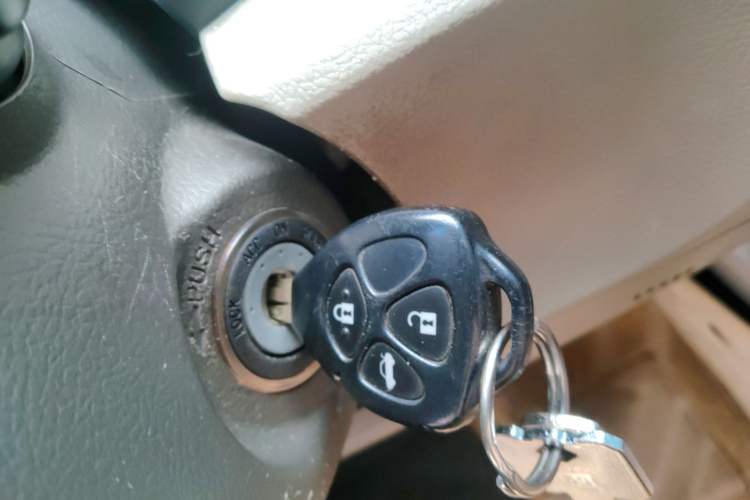 Used Toyota Camry 2006 240G Vehicle Key