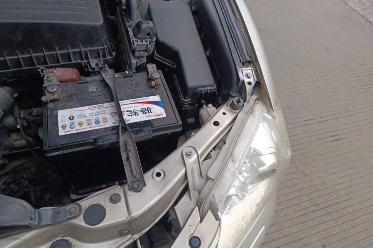 Used Toyota Camry 2006 200G Engine Bay Left