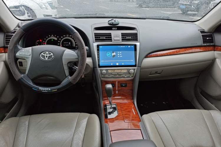 Used Toyota Camry 2007 240G Luxury Edition Center Console