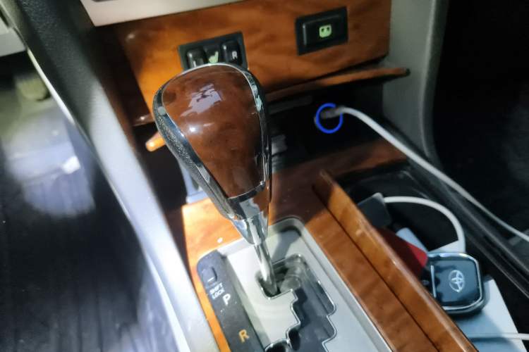 Used Toyota Camry 2007 240G Luxury Edition Gear Lever