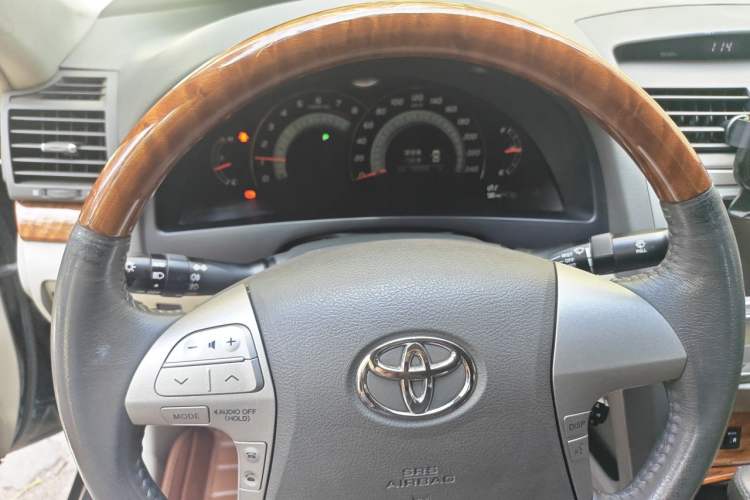 Used Toyota Camry 2007 240V NAVI Ultimate Navigation Edition Instrument Cluster