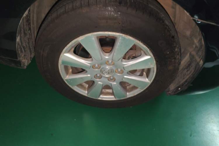 Used Toyota Camry 2007 240G Luxury Edition Right Front Wheel Hub