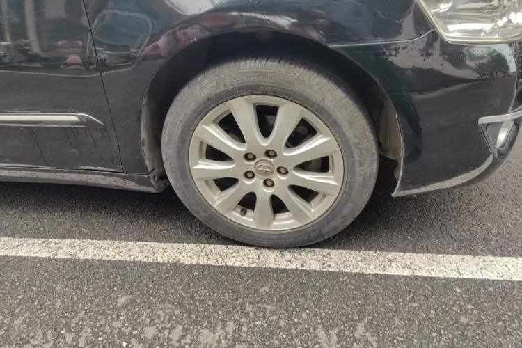 Used Toyota Camry 2007 240V Supreme Edition Right Front Wheel Hub