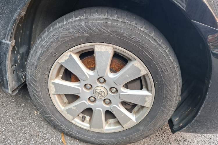 Used Toyota Camry 2007 240E Elite Edition Right Front Wheel Hub