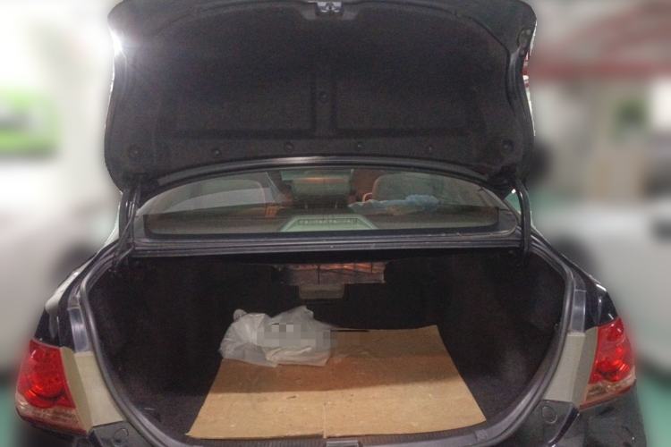 Used Toyota Camry 2007 240V Supreme Edition Trunk