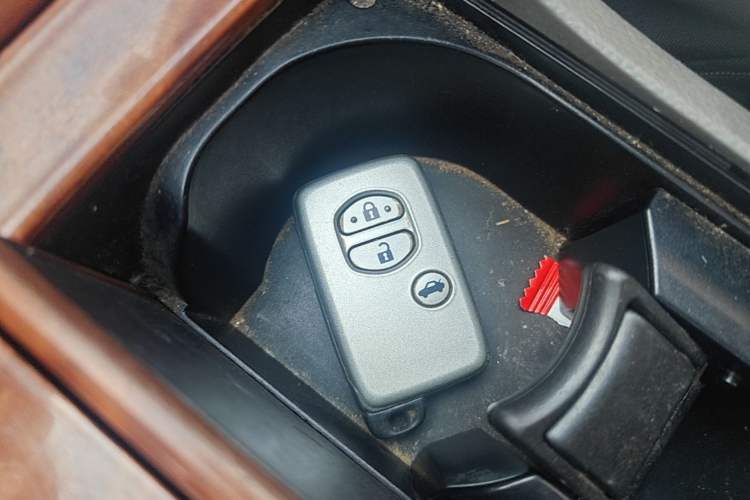 Used Toyota Camry 2007 240V NAVI Ultimate Navigation Edition Vehicle Key