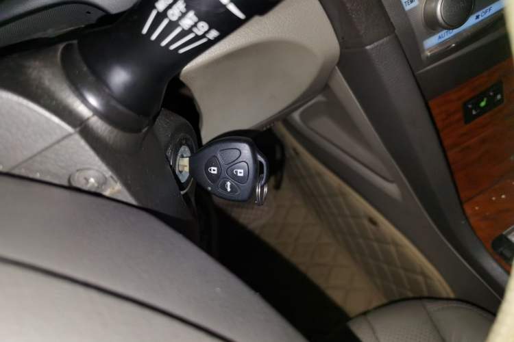 Used Toyota Camry 2007 240G Luxury Edition Vehicle Key