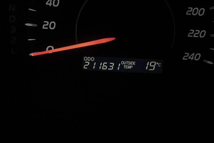 Used Toyota Camry 2007 200E Elite Edition Odometer Close Up