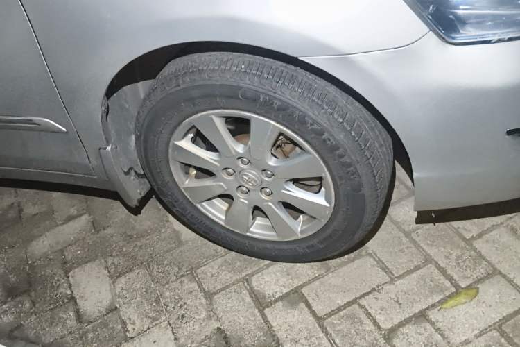 Used Toyota Camry 2007 200E Elite Edition Right Front Wheel Hub