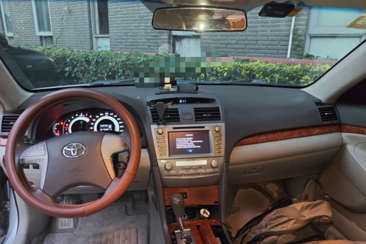 Used Toyota Camry 2007 240V Supreme Edition Center Console
