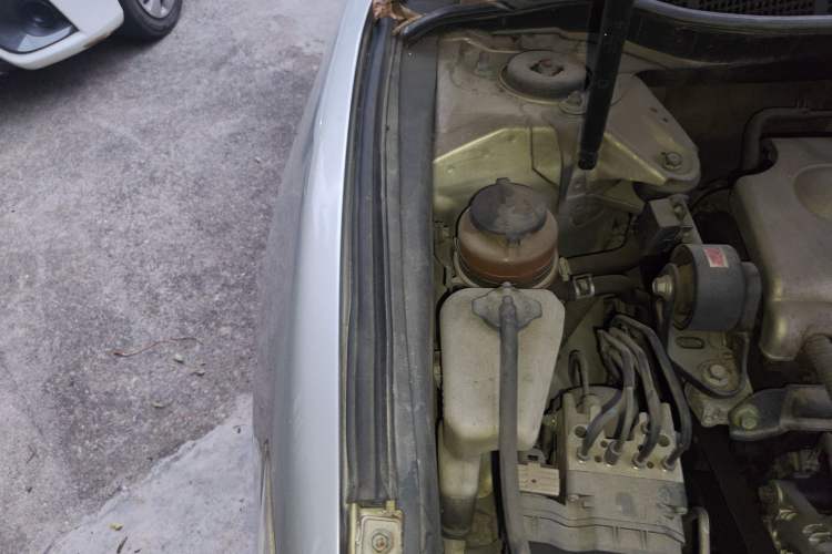 Used Toyota Camry 2007 240V Supreme Edition Engine Bay Right