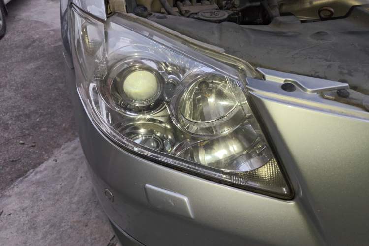 Used Toyota Camry 2007 240V Supreme Edition Right Front Headlight