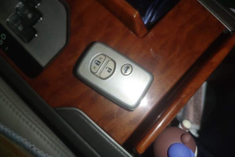 Used Toyota Camry 2007 240V NAVI Ultimate Navigation Edition Vehicle Key