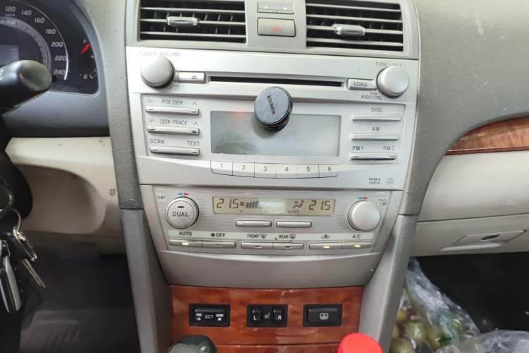 Used Toyota Camry 2008 200G Luxury Edition Audio And AC Panel