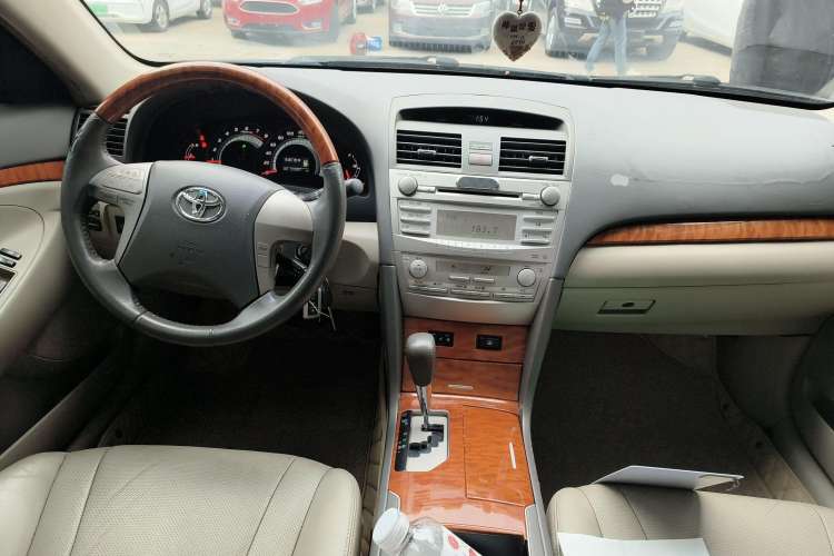 Used Toyota Camry 2008 240G Luxury Edition Center Console