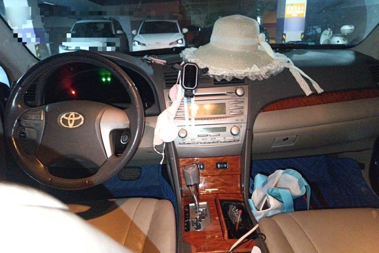 Used Toyota Camry 2008 200E Elite Leather Edition Center Console