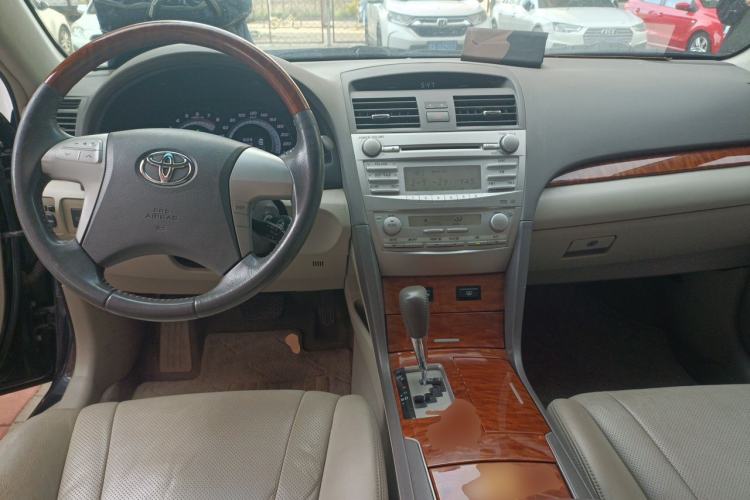 Used Toyota Camry 2008 240G Luxury Edition Center Console