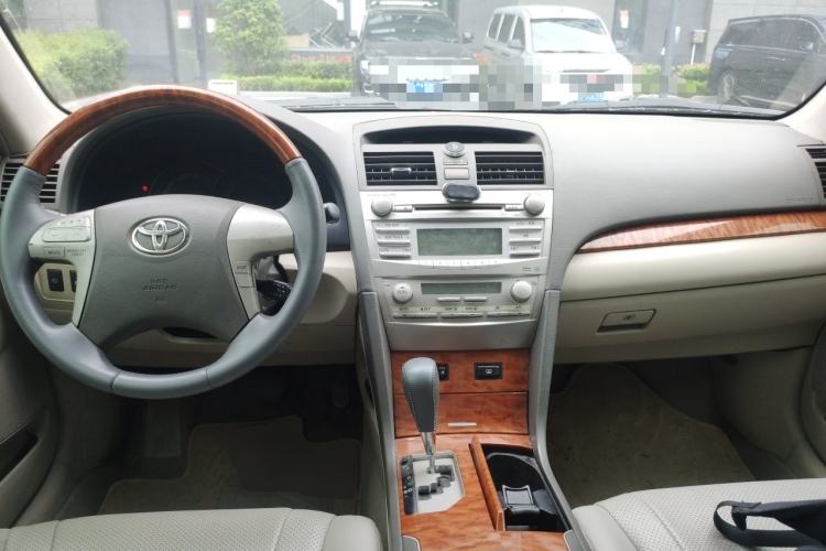 Used Toyota Camry 2008 240G Luxury Edition Center Console
