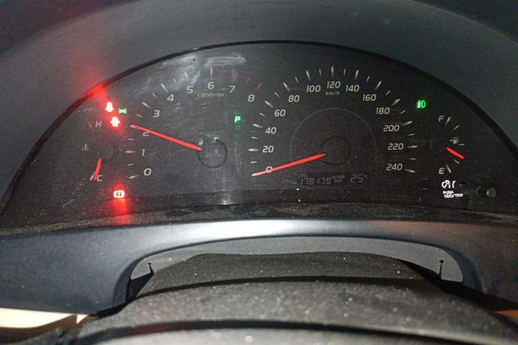 Used Toyota Camry 2008 200E Elite Leather Edition Odometer Close Up
