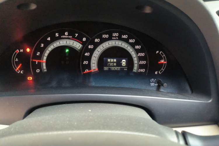 Used Toyota Camry 2008 240G Luxury Edition Odometer Close Up