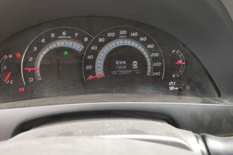 Used Toyota Camry 2008 240G Luxury Edition Odometer Close Up
