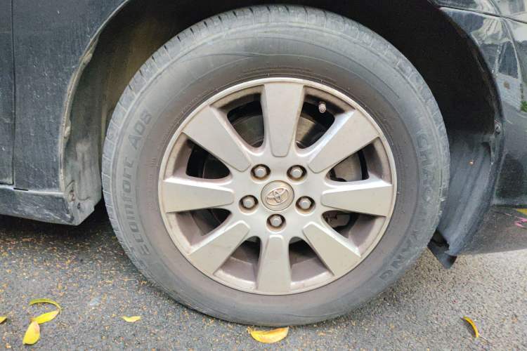Used Toyota Camry 2008 240G Luxury Edition Right Front Wheel Hub