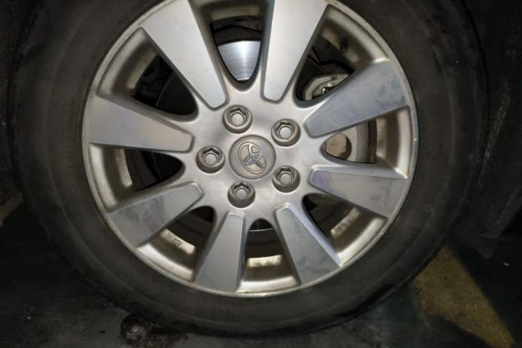 Used Toyota Camry 2008 240G NAVI Luxury Navigation Edition Right Front Wheel Hub