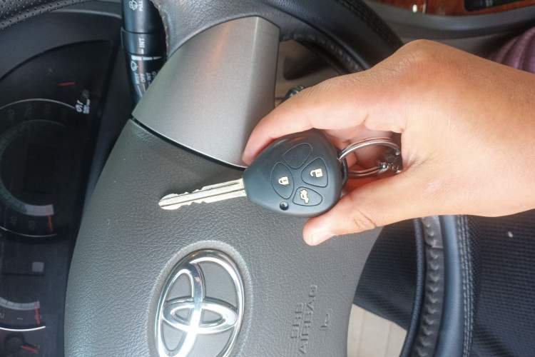 Used Toyota Camry 2008 240G Luxury Edition Vehicle Key