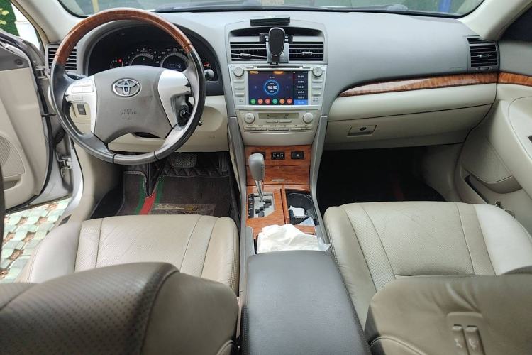 Used Toyota Camry 2008 200G Luxury Edition Center Console