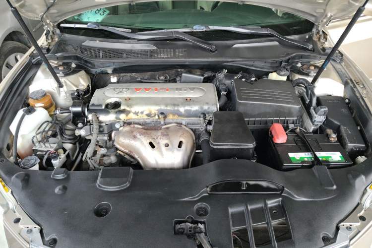 Used Toyota Camry 2008 240G Luxury Edition Engine Bay