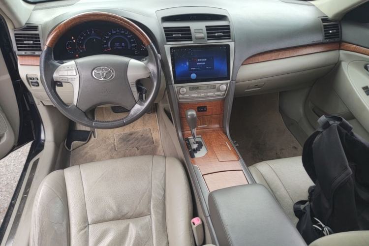 Used Toyota Camry 2009 240G Luxury Edition Center Console
