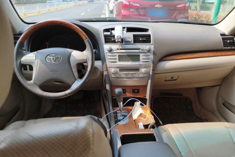 Used Toyota Camry 2009 240G Luxury Edition Center Console