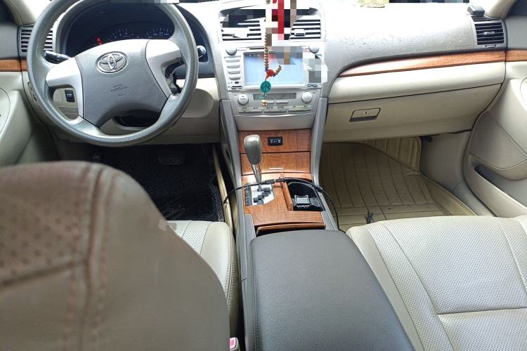 Used Toyota Camry 2009 200E Elite Edition Center Console