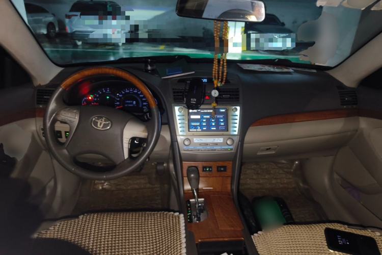 Used Toyota Camry 2009 200G Luxury Edition Center Console