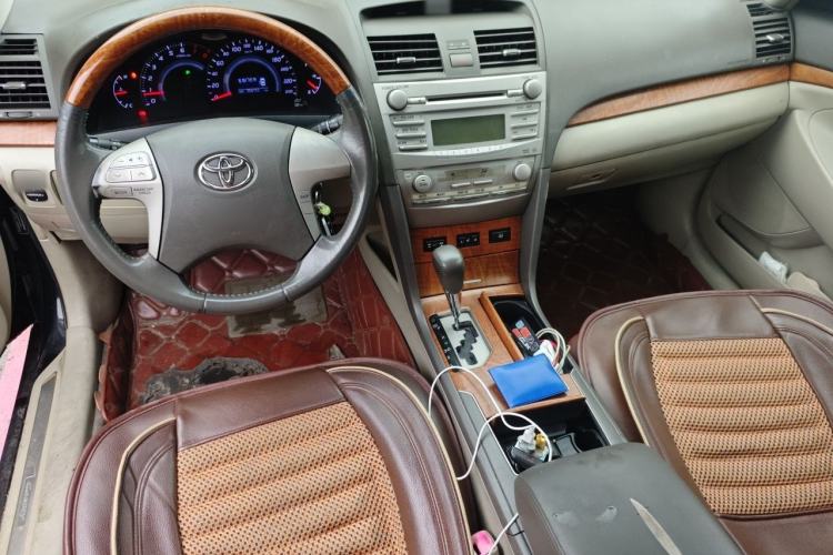 Used Toyota Camry 2009 200G Luxury Edition Center Console
