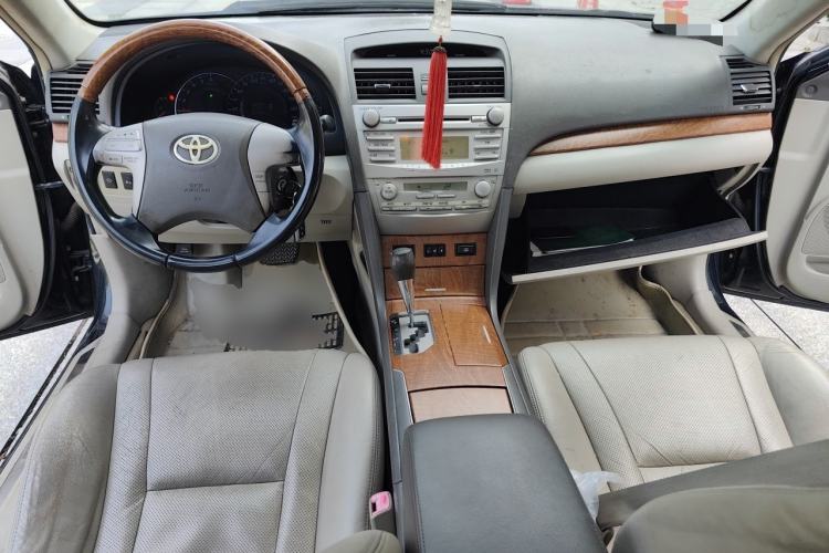 Used Toyota Camry 2009 200G Luxury Edition Center Console