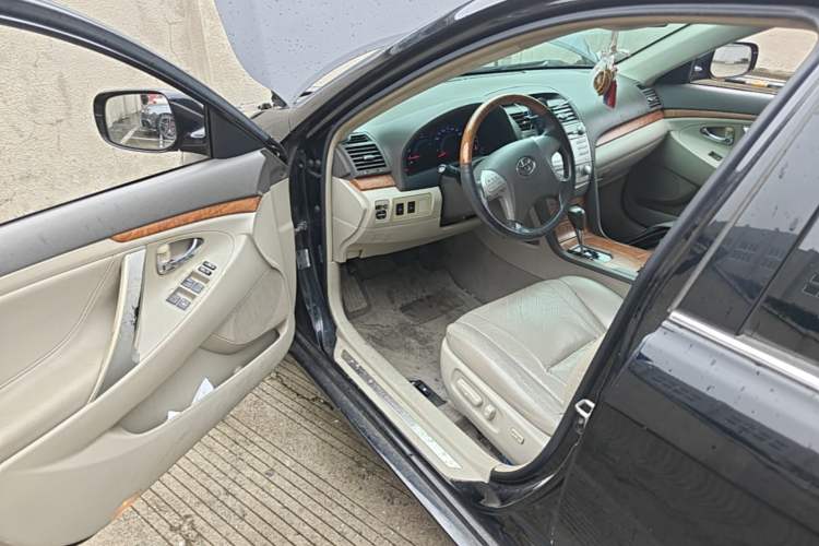 Used Toyota Camry 2009 240G Luxury Edition Driver Seat