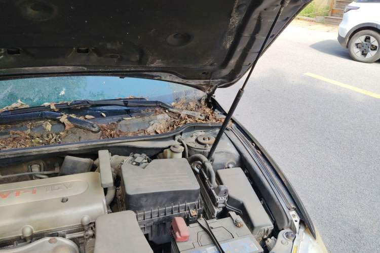 Used Toyota Camry 2009 200G Luxury Edition Engine Bay Left